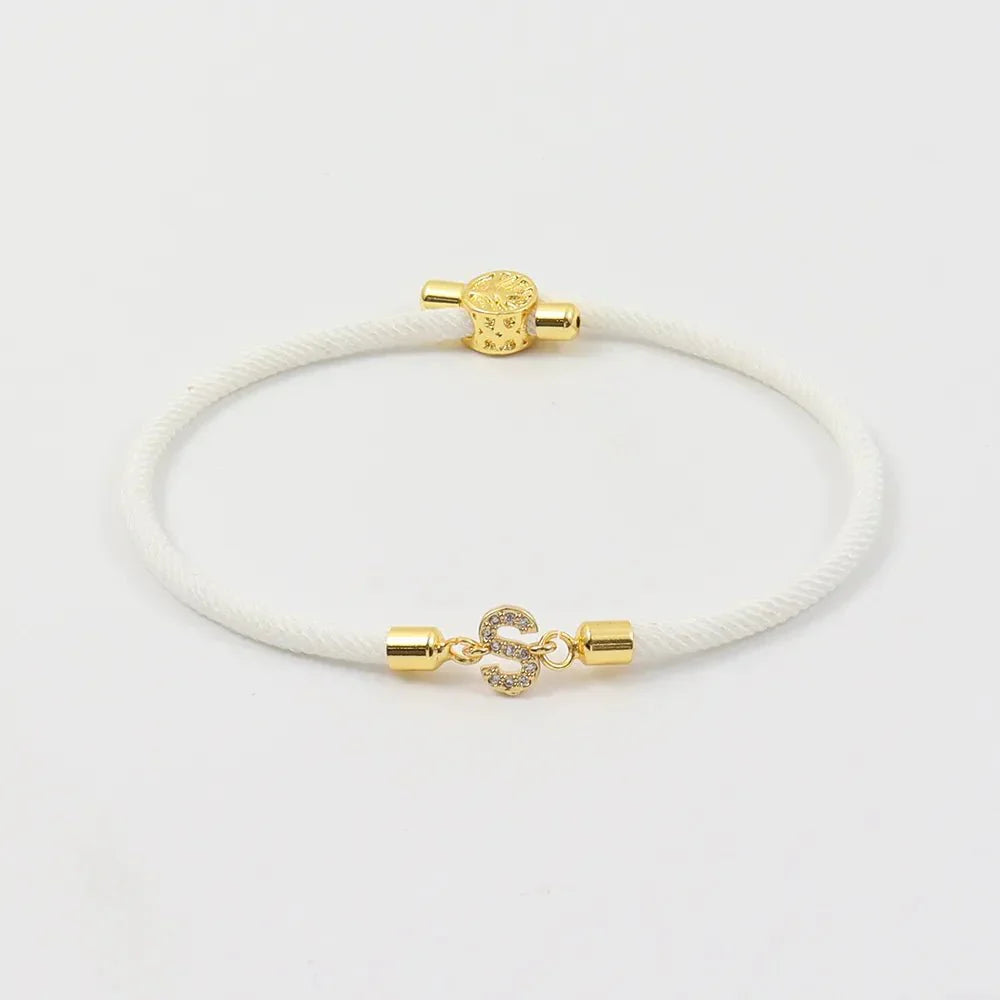 Brehn | Verstellbare Buchstabenarmbänder