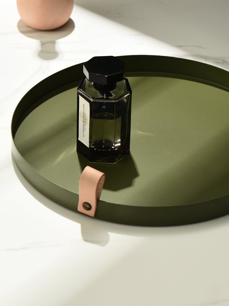 Brehn | Nordic Style Ledergriff Schmiedeeisen runder Tablett Farbablageplatte Wasserglasplatte Wohnkultur