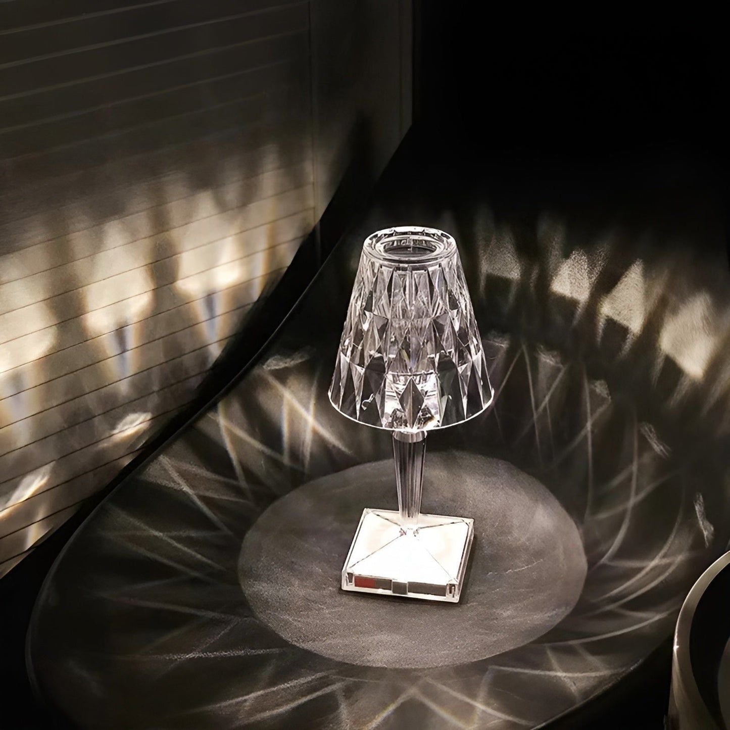 Diamond Glow - Wireless USB Crystal Shine Nachttischlampe | Brehn