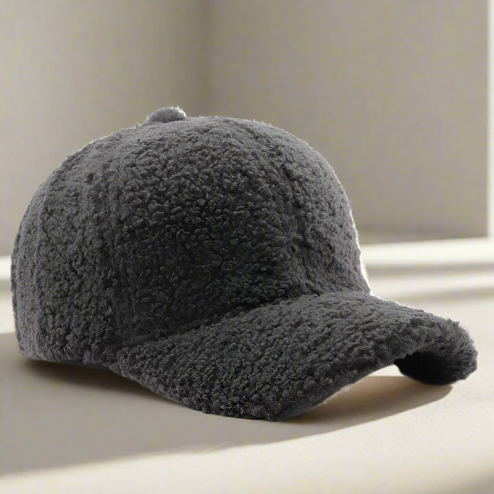 Brehn | TeddyCap – Flauschiger Teddy Haustier für einen warmen Look
