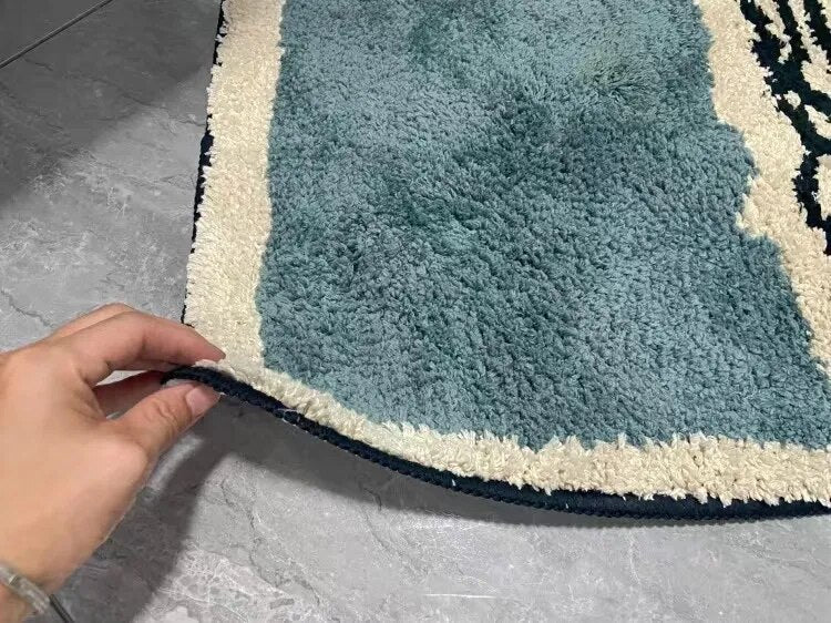 BathCush – Weiche Badematte mit rutschfester Unterseite für elegante Badezimmer