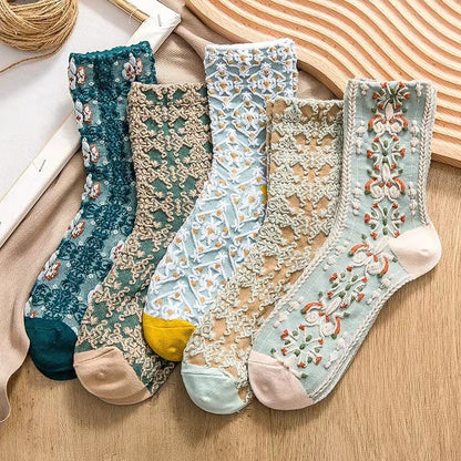 5 Paar Socken im Vintage-Stil mit Blumenstickerei