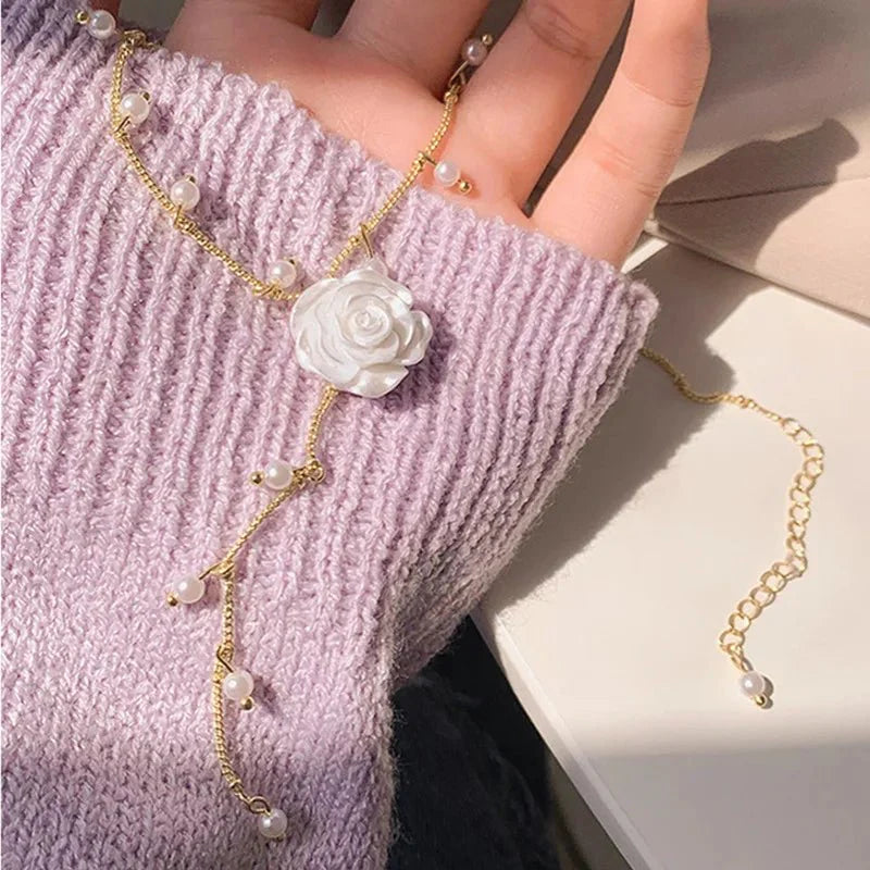 Brehn | Blanc La Floral Halskette