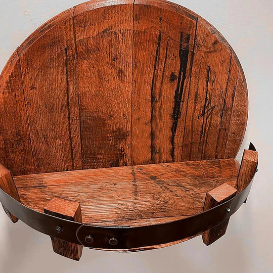Regal für Bourbon-Whiskeyfässer – Rustikale Baraccessoires