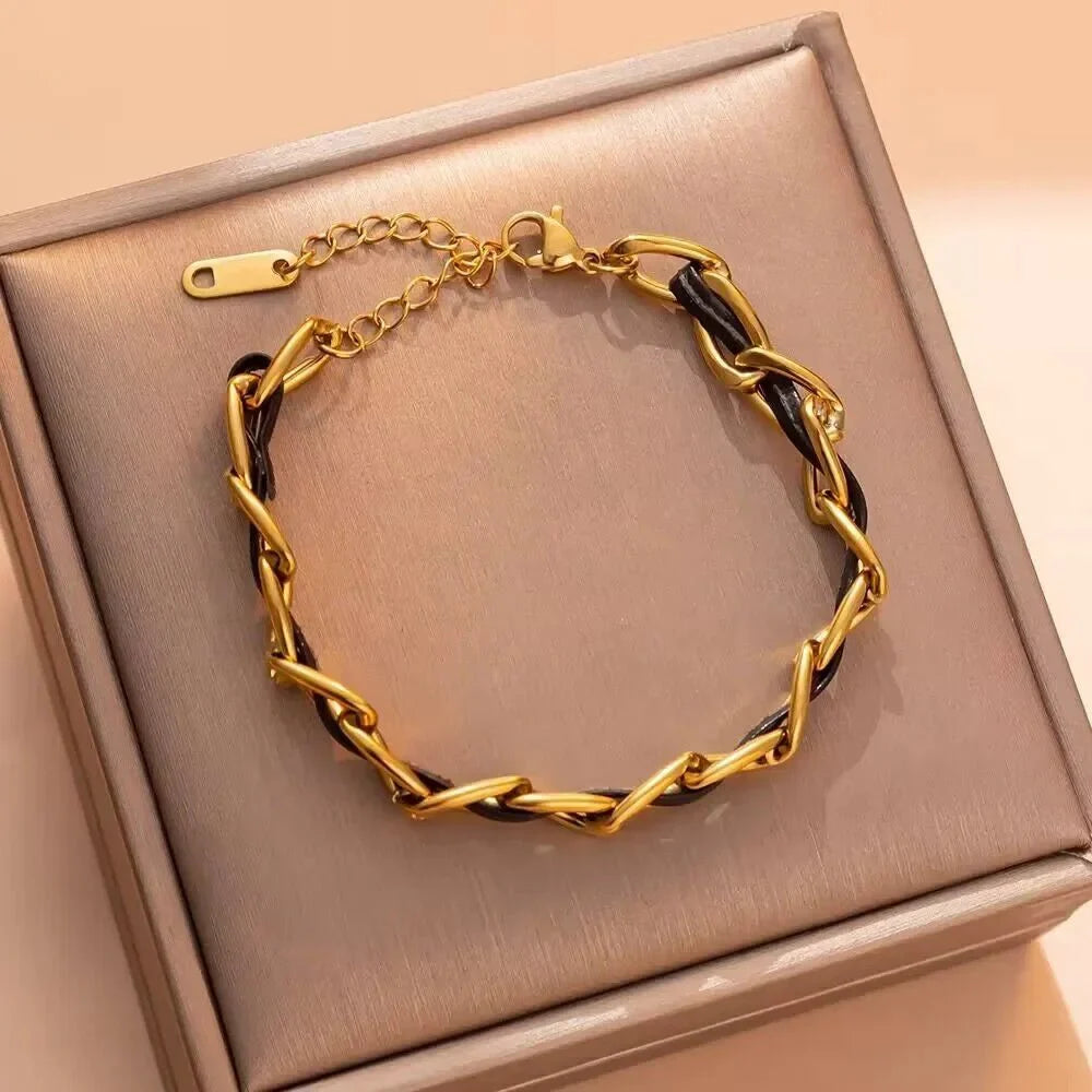 Brehn | Geflochtenes Gold- und Schwarzes Ketten-Lederarmband