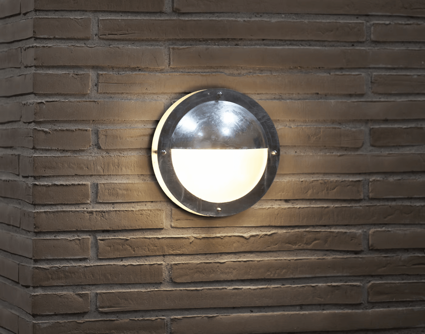 MalteGlow Lampe – Runde Integrierte LED Außenbeleuchtung | Brehn