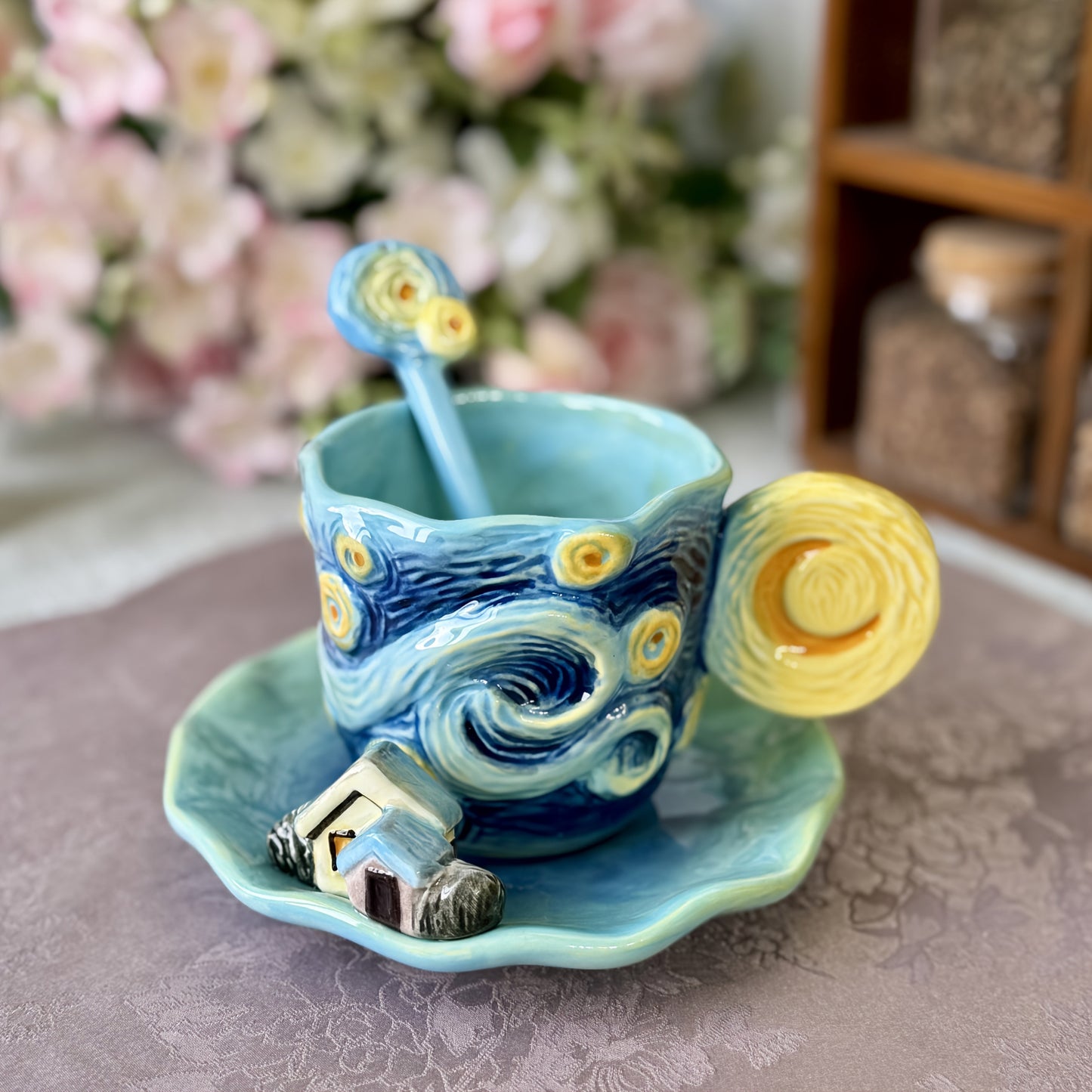 ArtSip Keramiktasse & Untertasse Set – Handgemalte 3D-Design inspiriert von Van Gogh | Brehn
