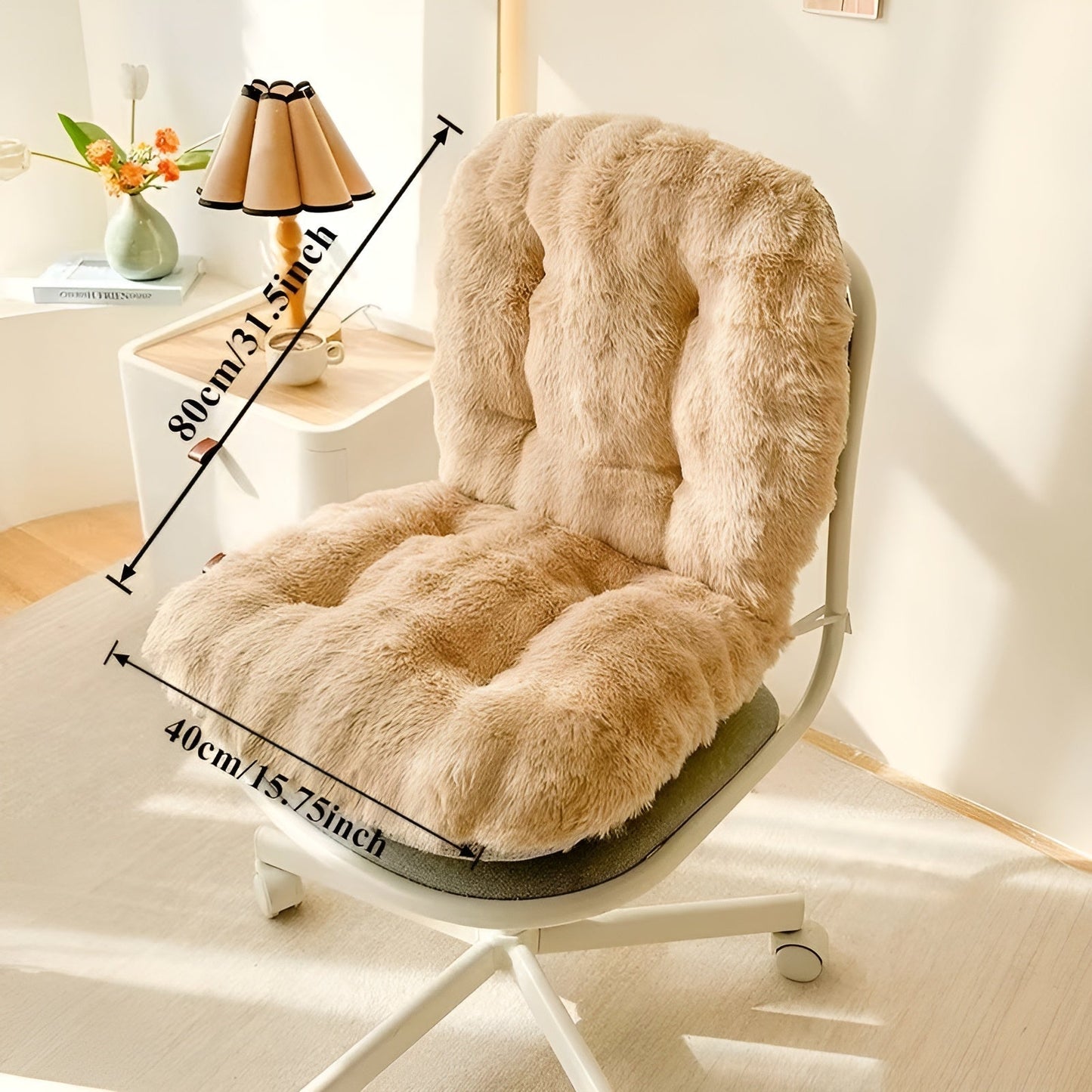 Weiches Sitzkissen aus Kunstfell – extra dick und kuschelig | Perfekt für Sessel und Sofa