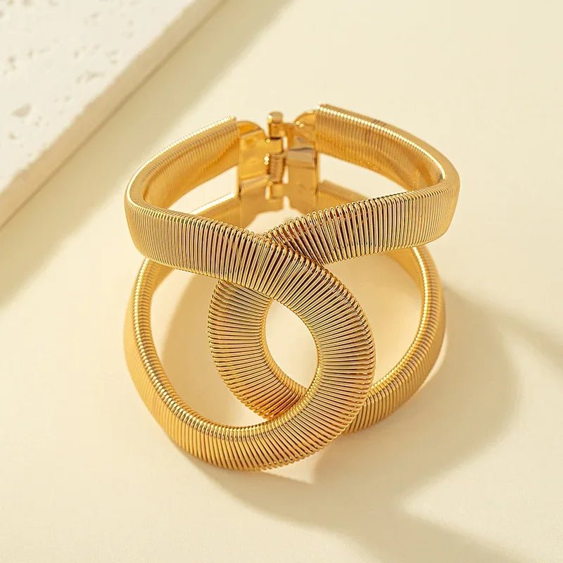 Brehn | Chunky Spiral Armreif