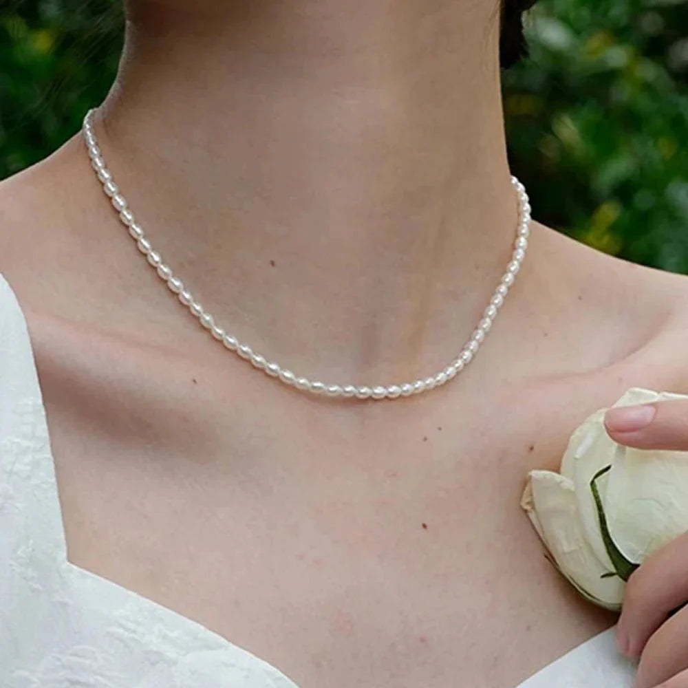 Brehn | Klassische feminine 3mm Perlenkette