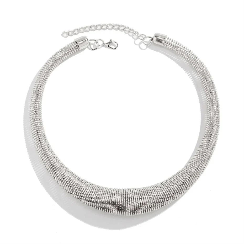 Brehn | Klassische Chunky Texturierte Choker-Halskette