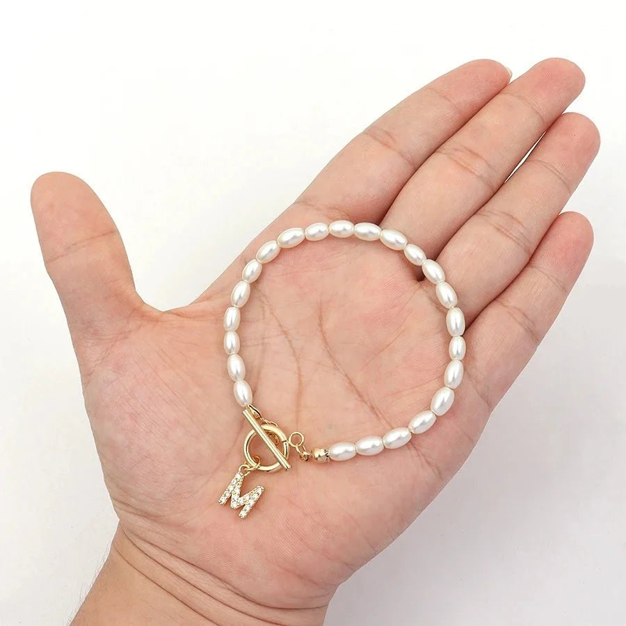 Brehn | Klassische Perlenverschluss Buchstaben Initialen Armbänder