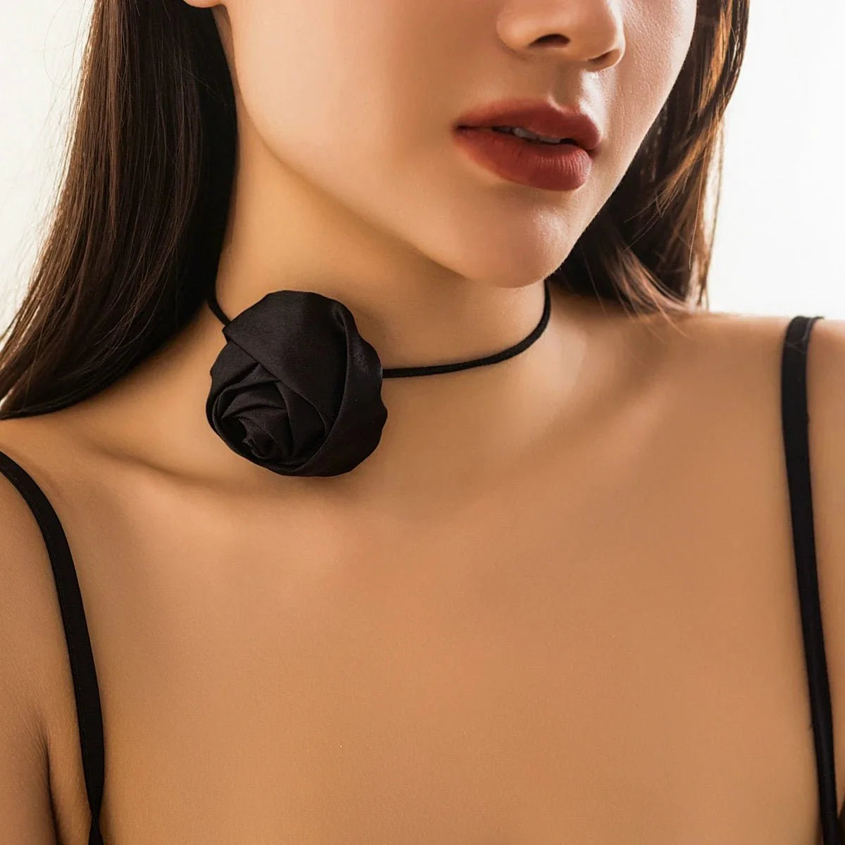 Brehn | Elegante Rosen Blumen Choker Halskette