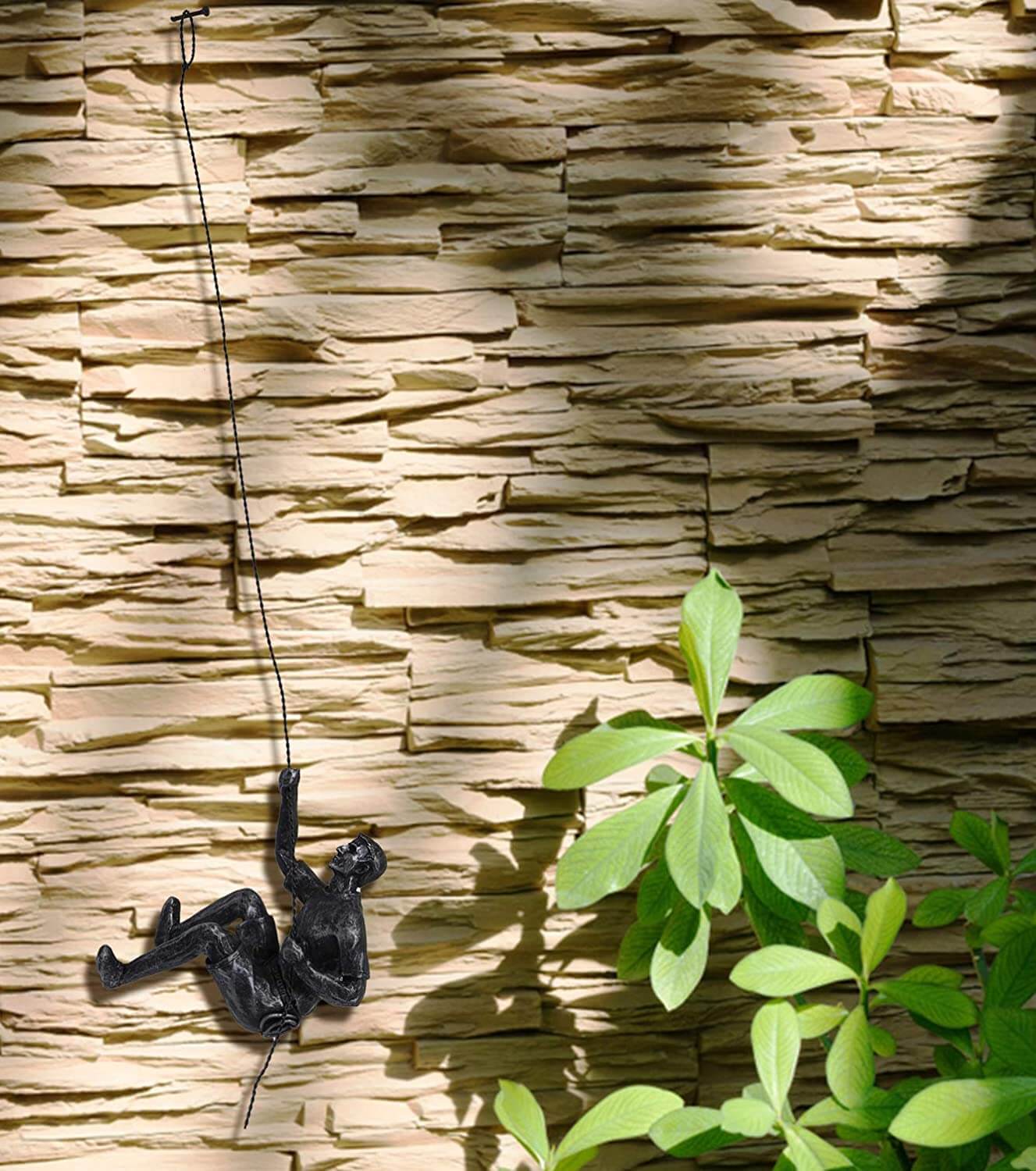 Brehn | Wandskulptur ClimbArtis | Symbol für Stärke & Wachstum | Handgefertigt aus Harz & Eisendraht