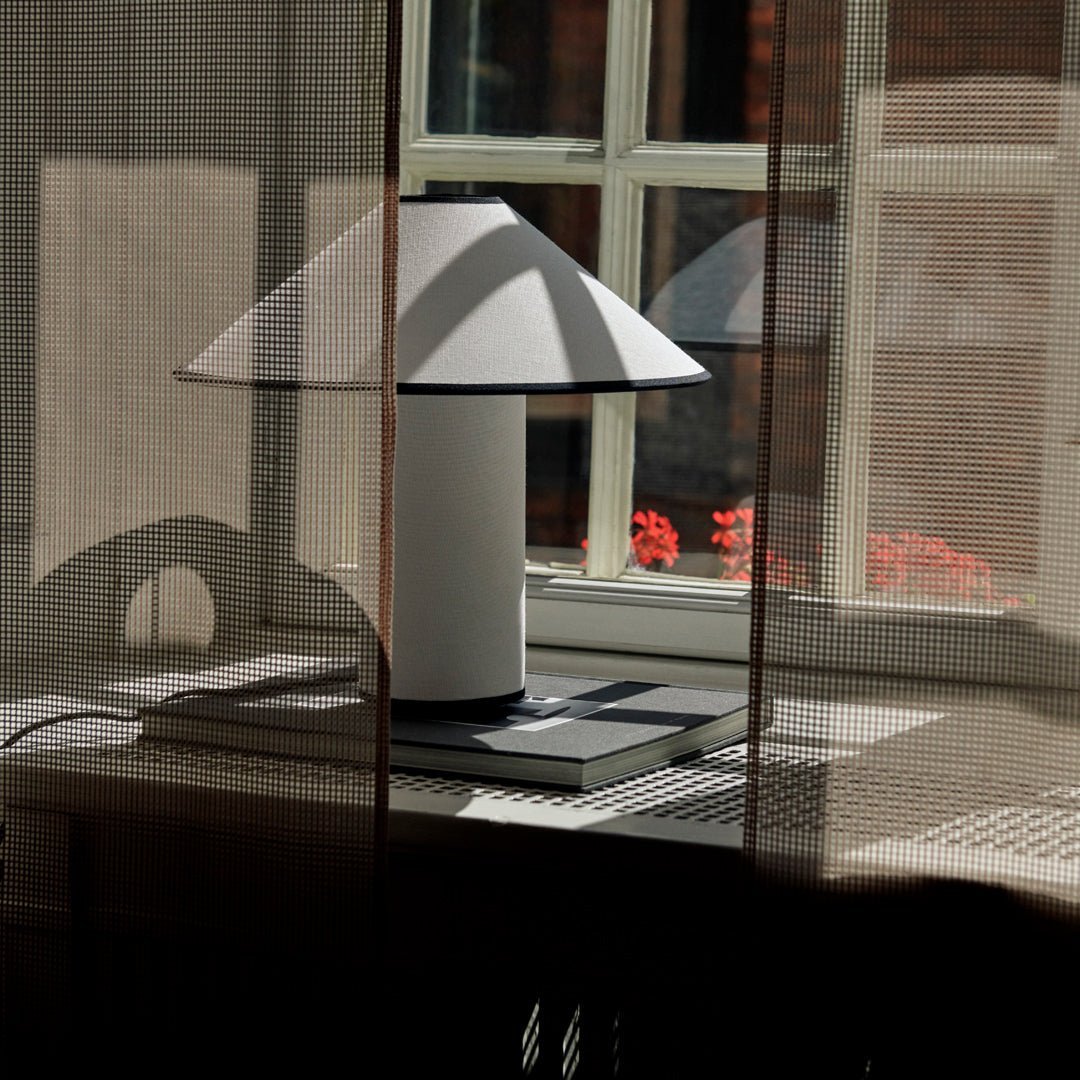 Tischlampe mit Stoffschirm – Lunara | Brehn
