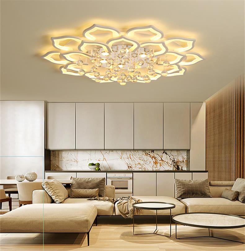 Brehn | Crystal Lotus Deckenlampe - LumiLotus