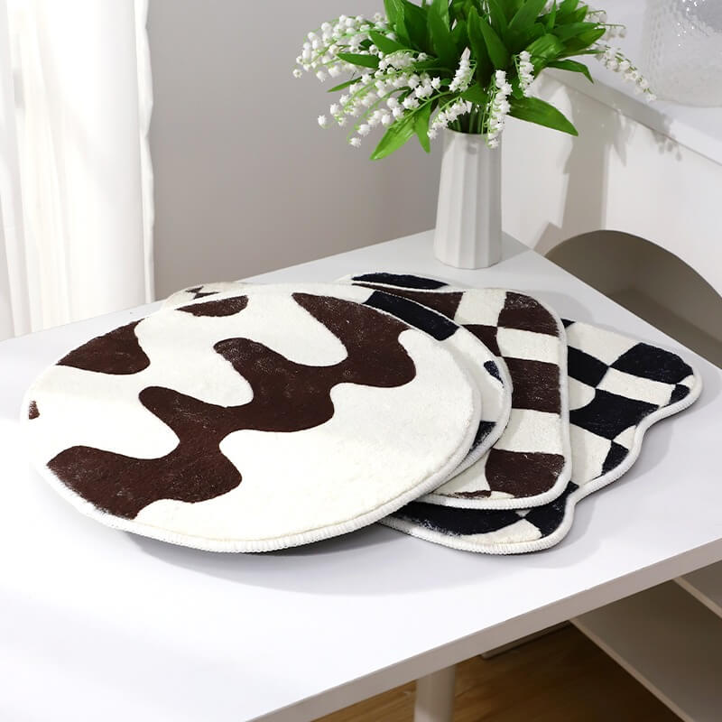 Brehn | Curvy Checker Mini Getufteter Teppich