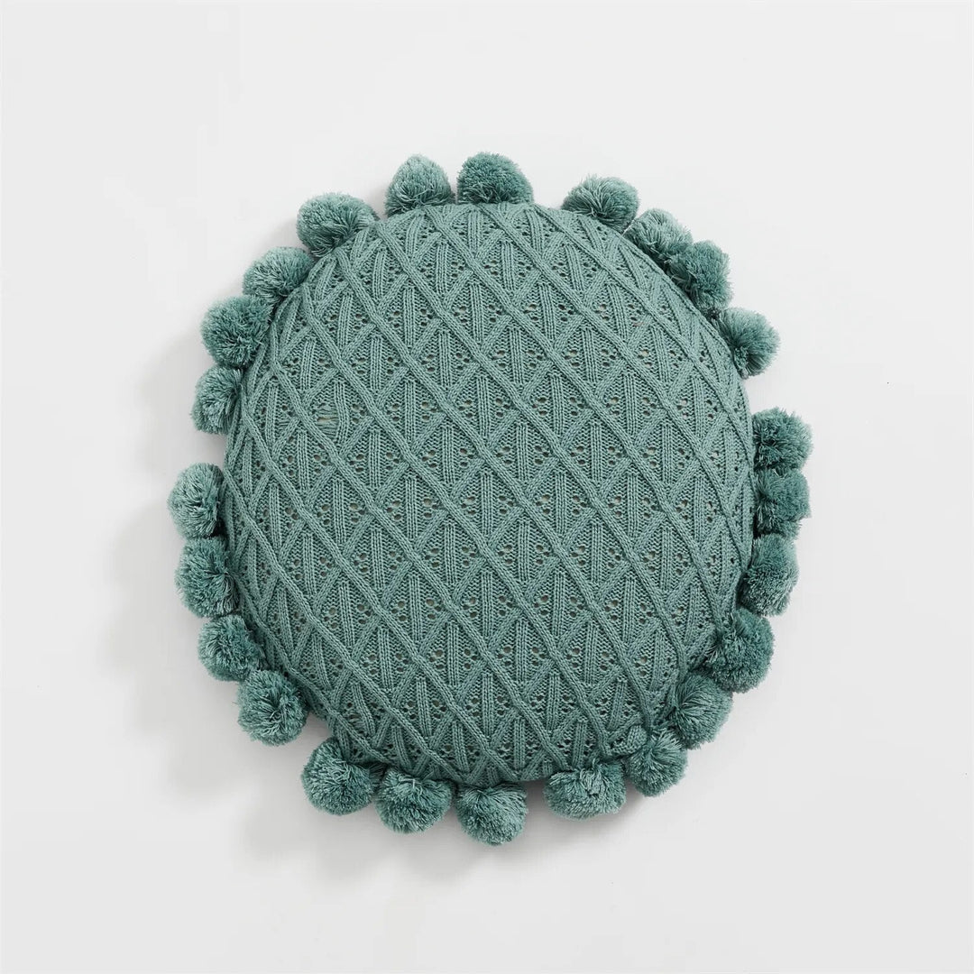 Süßes Pompom Quasten Rundes Gemütliches Kissen aus Acrylstrick | Brehn
