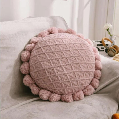 Süßes Pompom Quasten Rundes Gemütliches Kissen aus Acrylstrick | Brehn