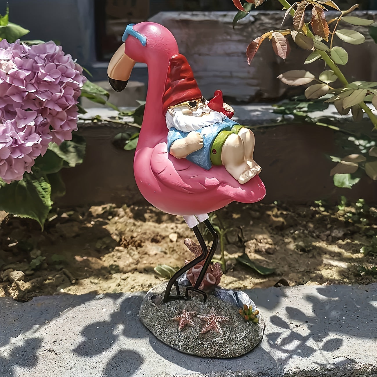 Brehn | Flamingo chillende Gartenzwerg-Statue