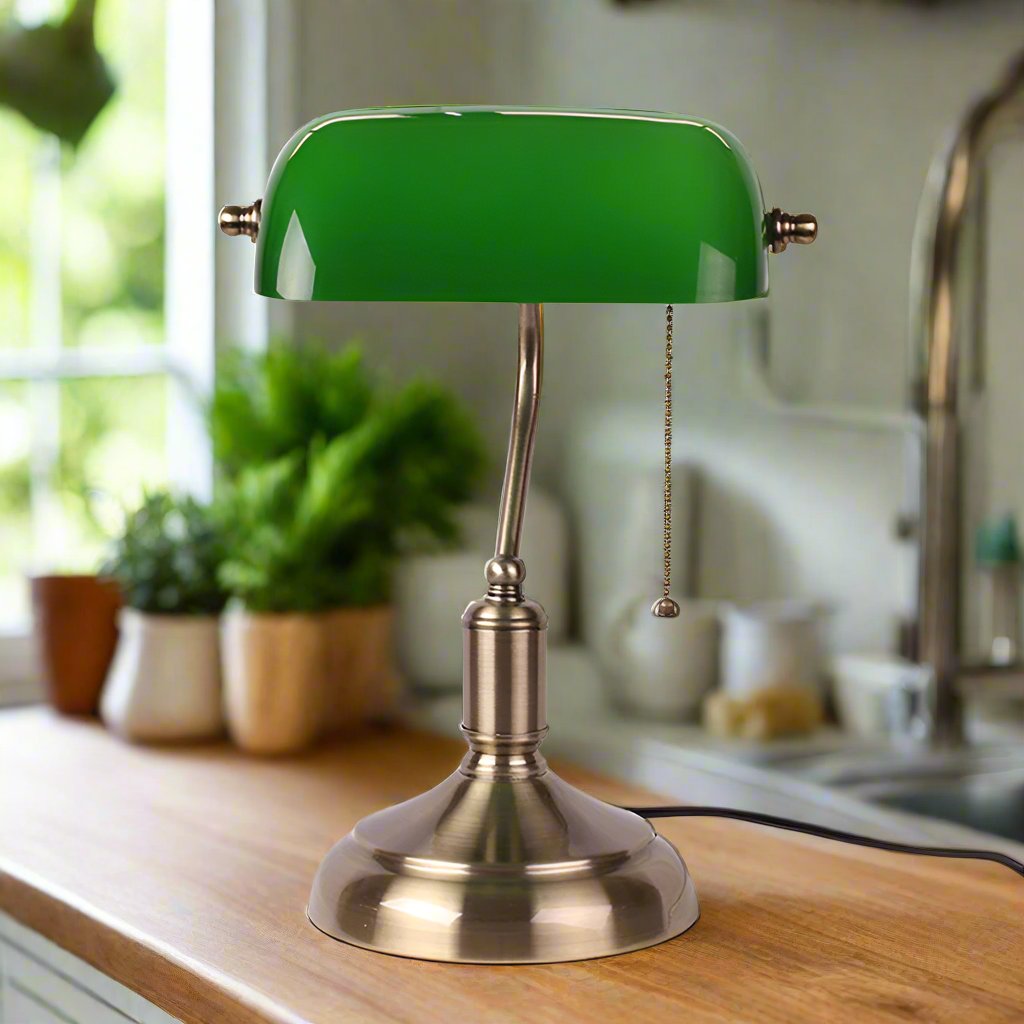LuxeLume - Elegante Glas-Tischlampe für zeitloses Licht | Brehn