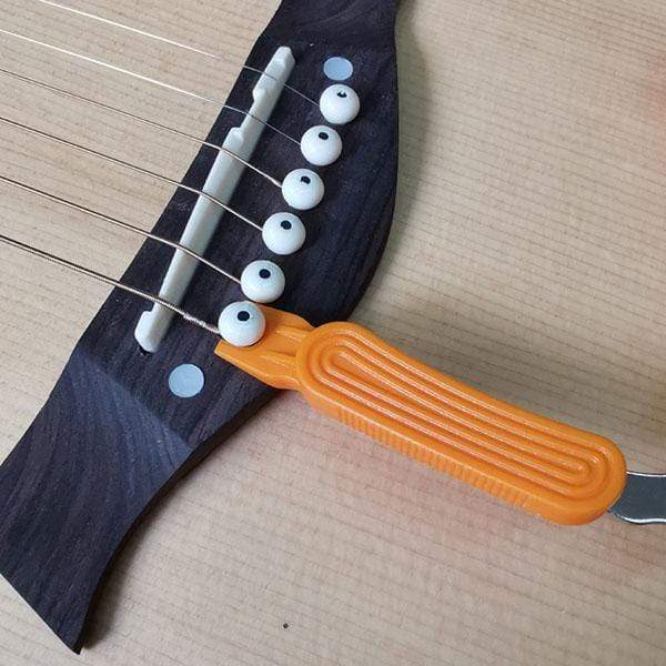 3-in-1-Tool zum Wechseln der Gitarrensaiten | Brehn