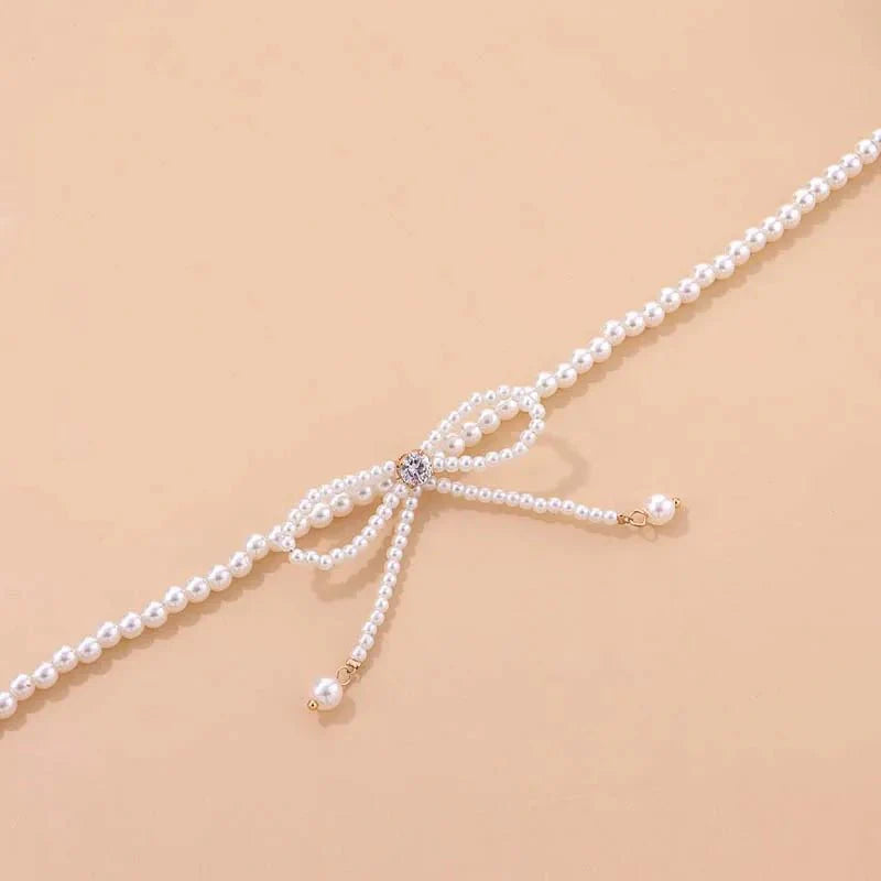 Brehn | Zierliches Perlenband mit Schleife Choker-Halskette