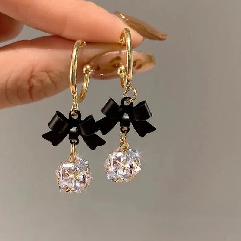 Brehn | Zierliches Schleifen-Diamant-Hängerohr