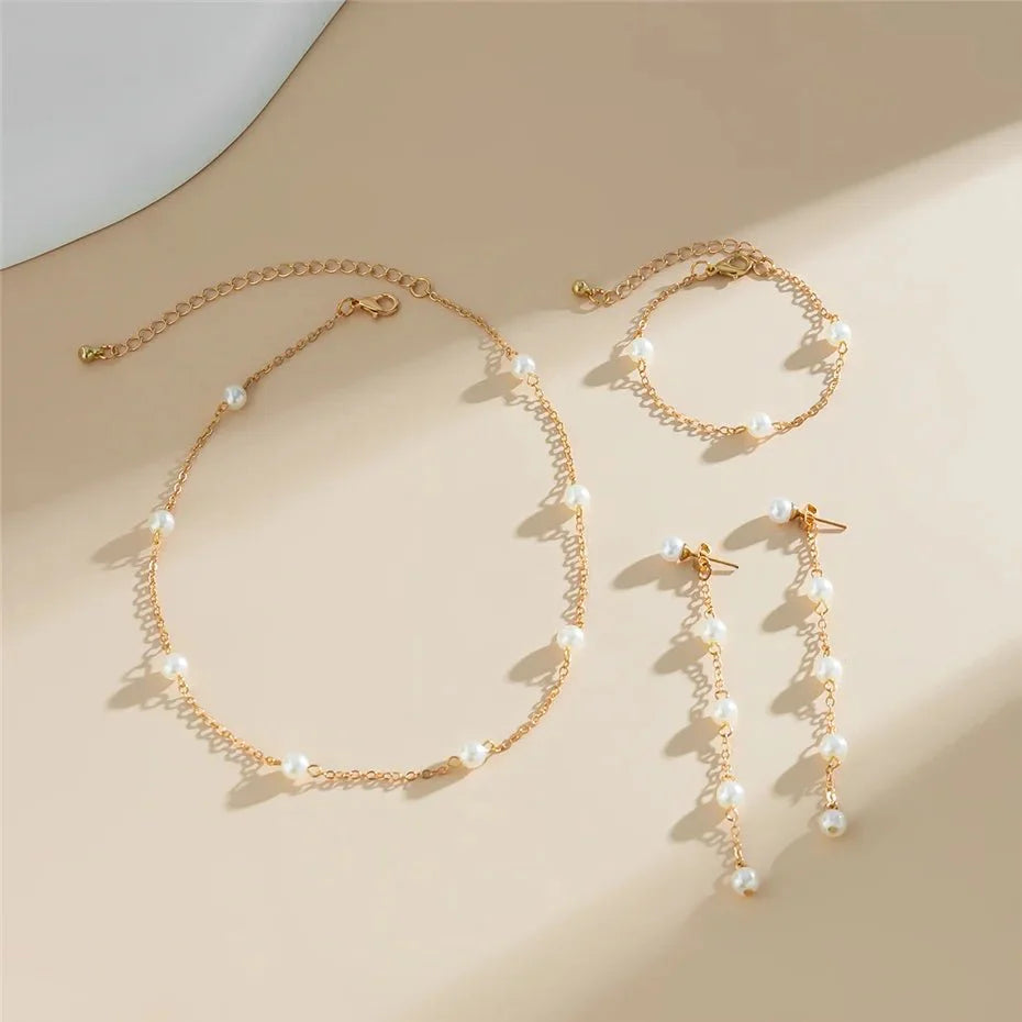 Brehn | Zarte Kettenperlenarmband-, Halsketten- und Ohrring-Set