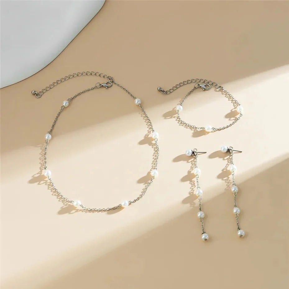 Brehn | Zarte Kettenperlenarmband-, Halsketten- und Ohrring-Set