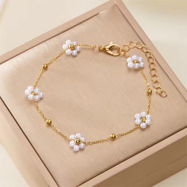 Brehn | Zarte Daisy Halskette & Armbänder