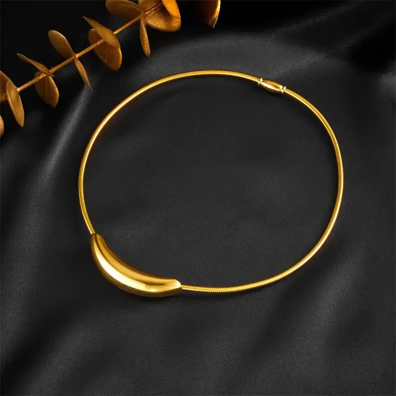 Brehn | Zarte moderne Kurven Choker-Halskette