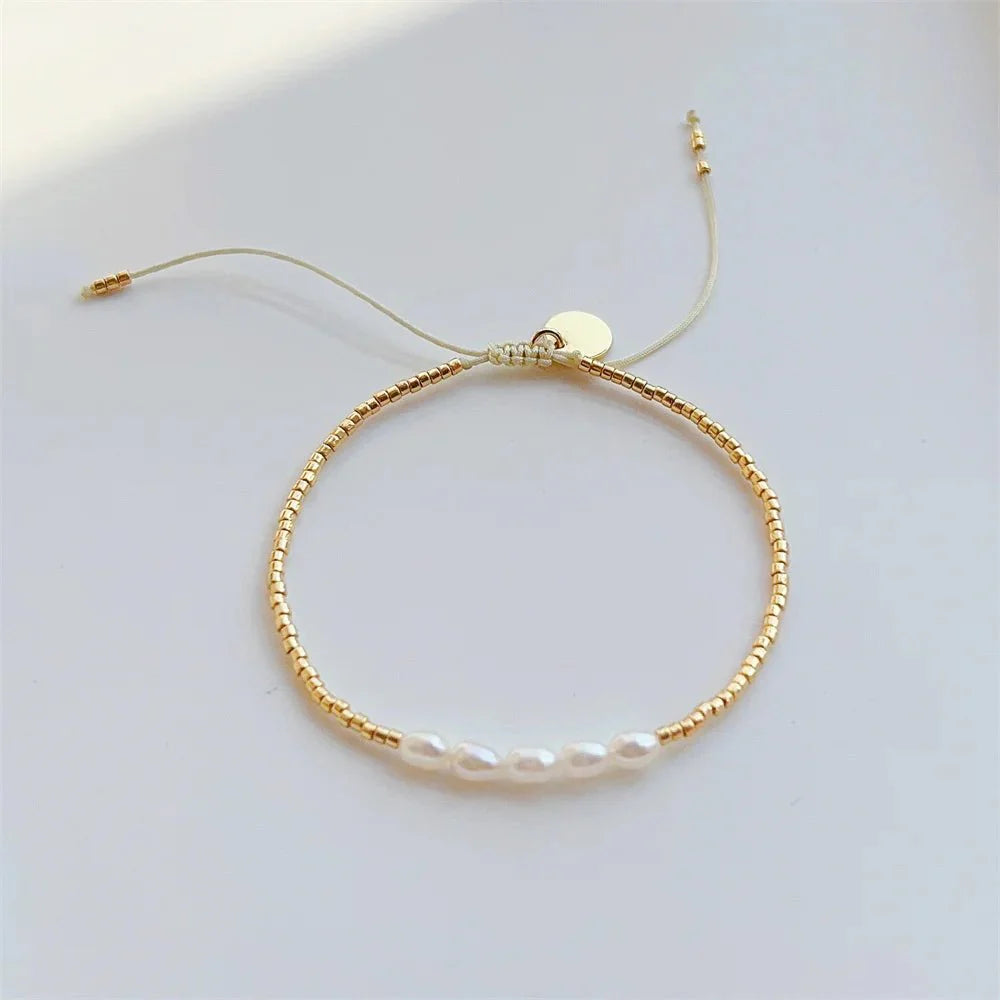 Brehn | Zartes Perlen Goldenes Perlenarmband