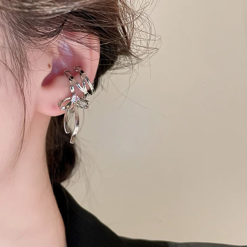 Brehn | Zierliches Band Schleifen Ohr Cuff