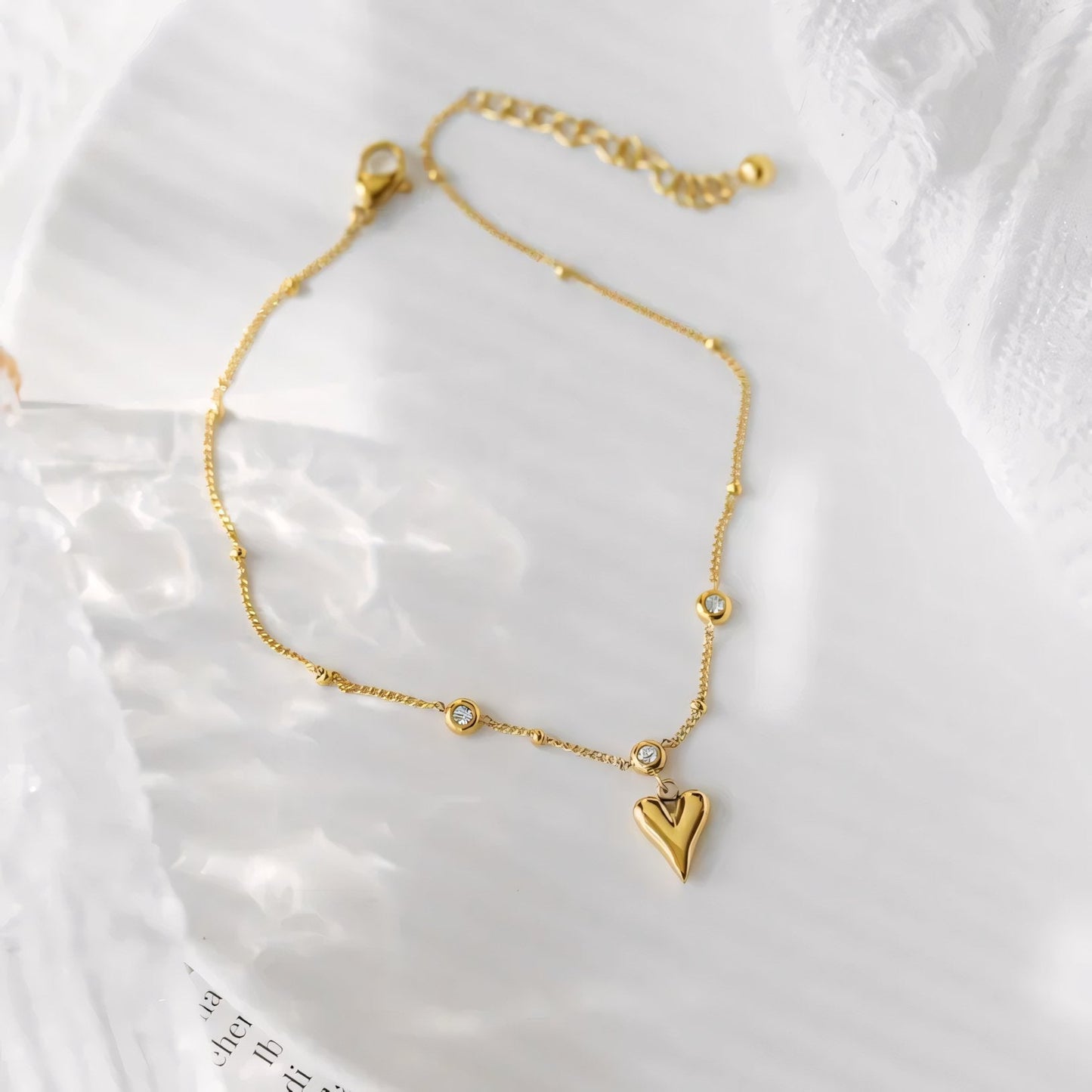Brehn | Zarte romantische Herz-Diamant-Fußkette