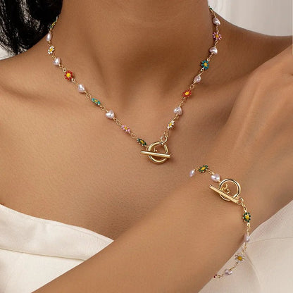 Brehn | Zierliches Frühlings-Flower-Perlen-Armband und Halsketten-Set