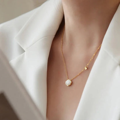 Brehn | Zarte tropische Muschelkette
