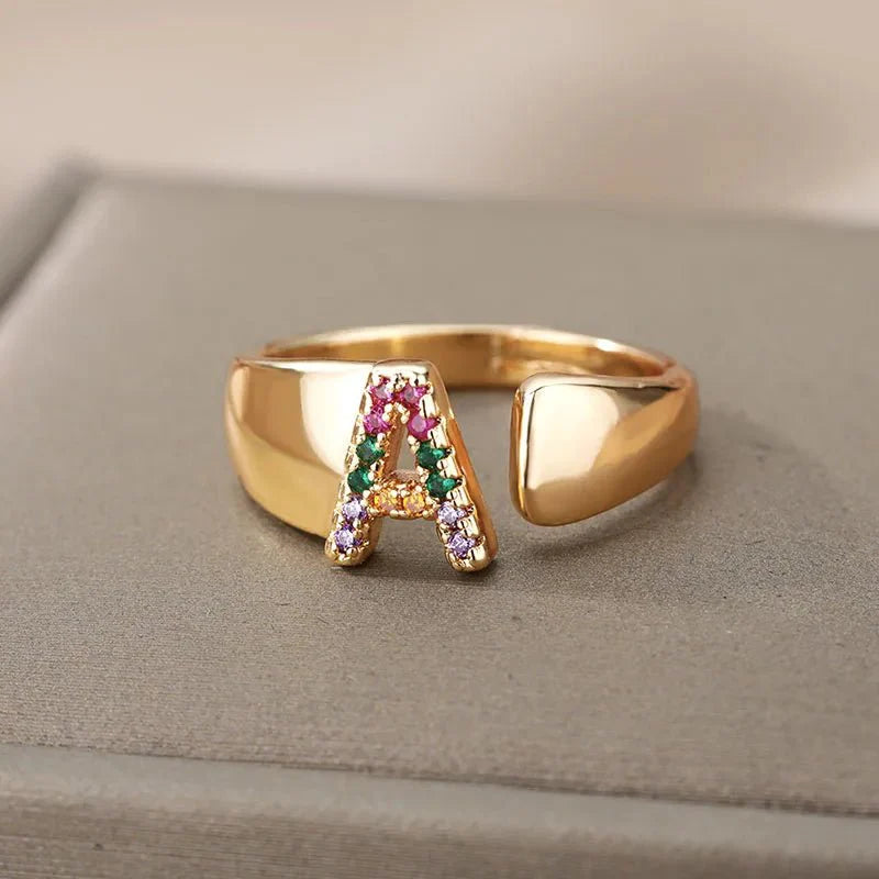 Brehn | Strahlende Regenbogen benutzerdefinierte Buchstaben Ring Initialen
