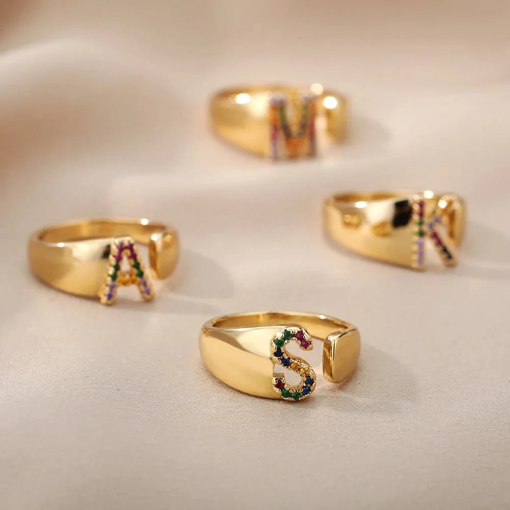 Brehn | Strahlende Regenbogen benutzerdefinierte Buchstaben Ring Initialen