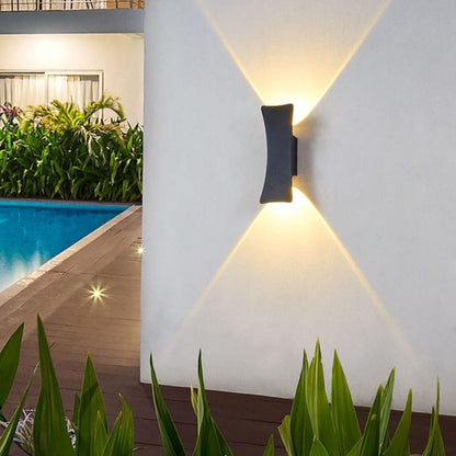 Moderne Außen-LED-Wandleuchte – Vielseitiges Aluminiumdesign