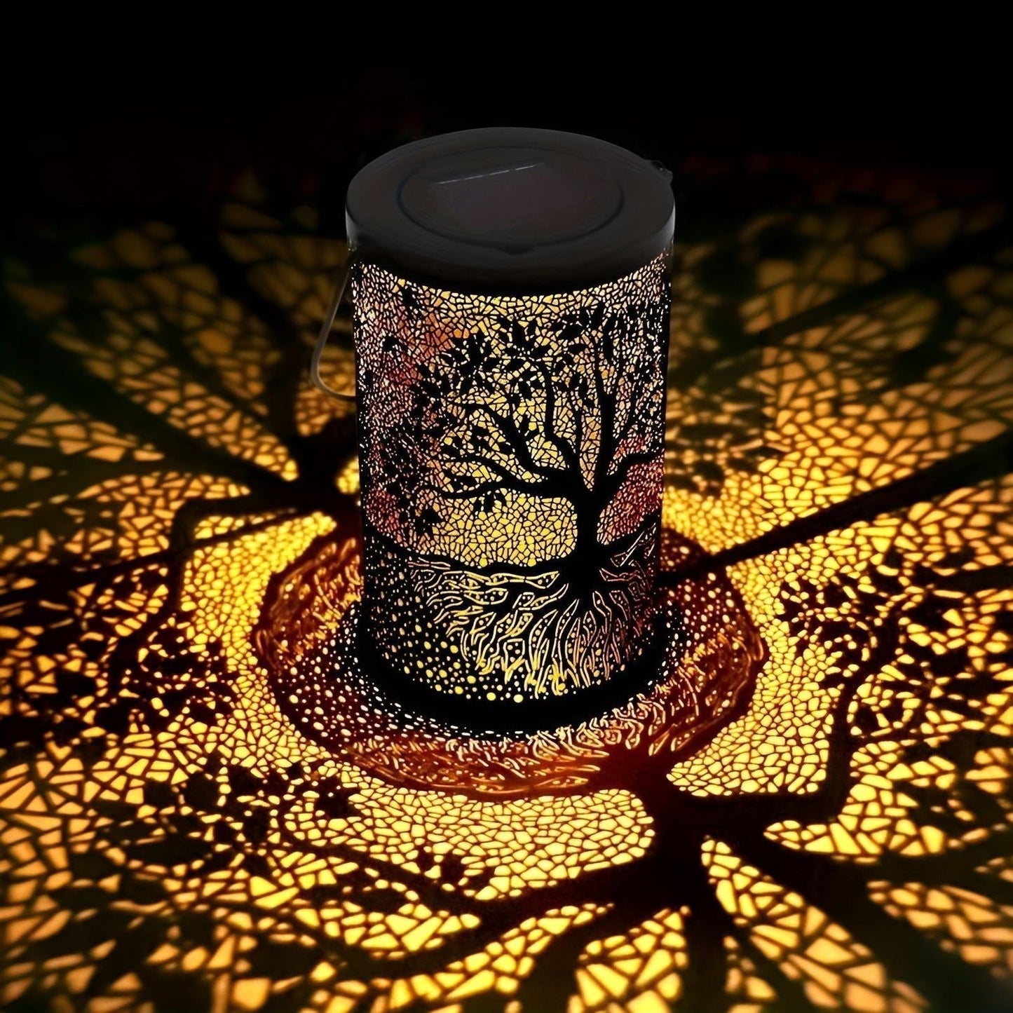 SolarArt Laterne – Luxuriöse Metallkunst-Dekoration, Solar-Außenlaterne