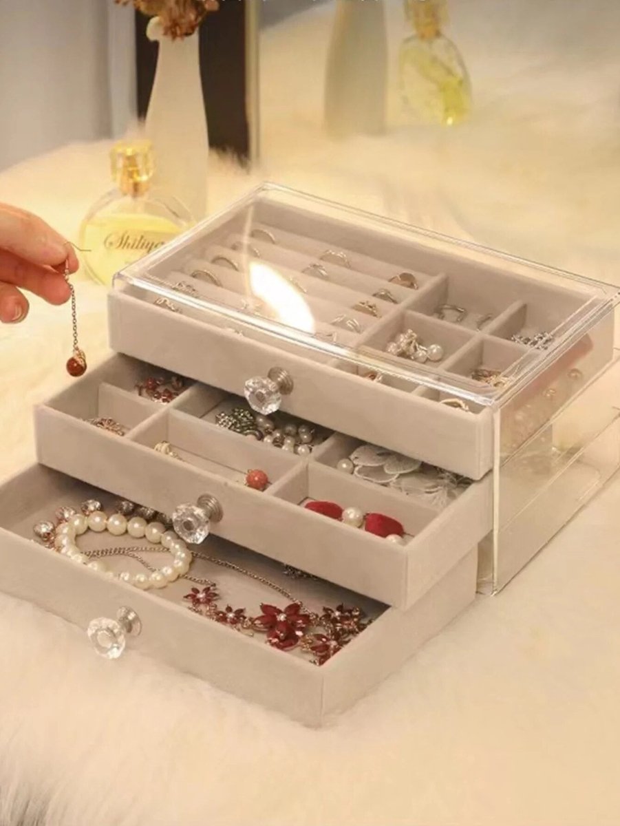 Schmuck Vel - Eleganz - Organisation - Schutz - zeitloser Stil | Brehn