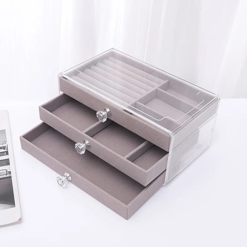 Schmuck Vel - Eleganz - Organisation - Schutz - zeitloser Stil | Brehn