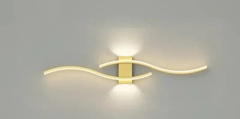 Moderne LED Wandleuchte – Wellenförmiges Design, Minimalistischer Stil | Brehn