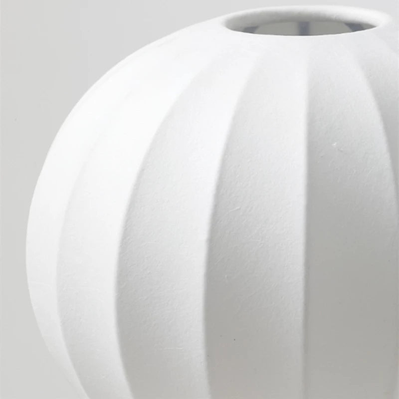 Deko Ballon Tischlampe – Elegante LED Lampe für Wohnzimmer und Schlafzimmer | Brehn