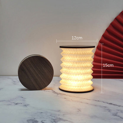 Faltbare LED-Laterne mit kompaktem Design – Tragbare dekorative Lampe für Innen- und Außenbereiche | Brehn