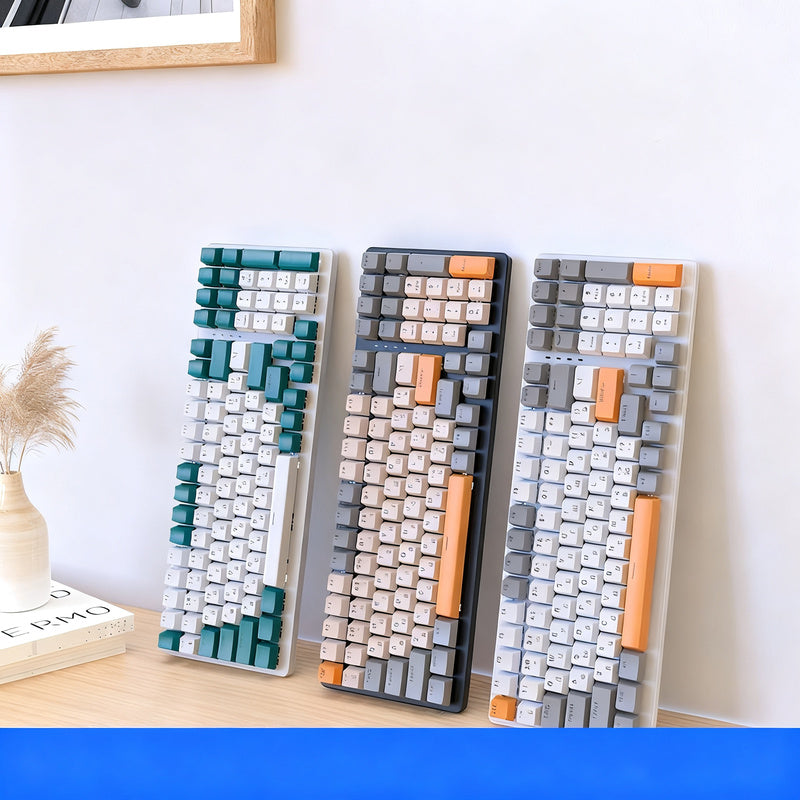 Mechanische Tastatur mit kyrillischem Layout