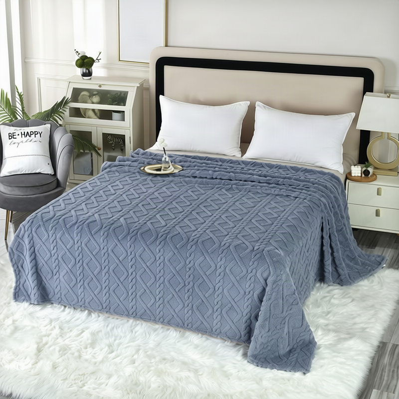 Fleecedecke aus Polyester, 100×150 bis 200×230 cm
