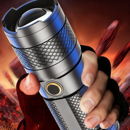 LED-Taschenlampe mit Zoom und USB-C-Ladung