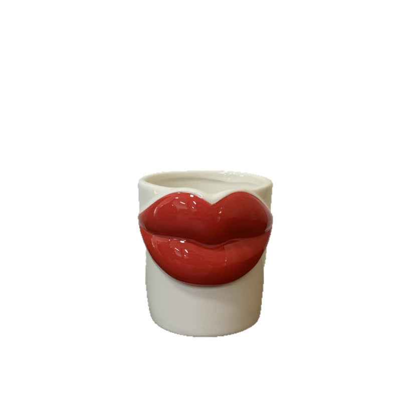 Keramik-Becher mit Lippen-Design, 201–300 ml